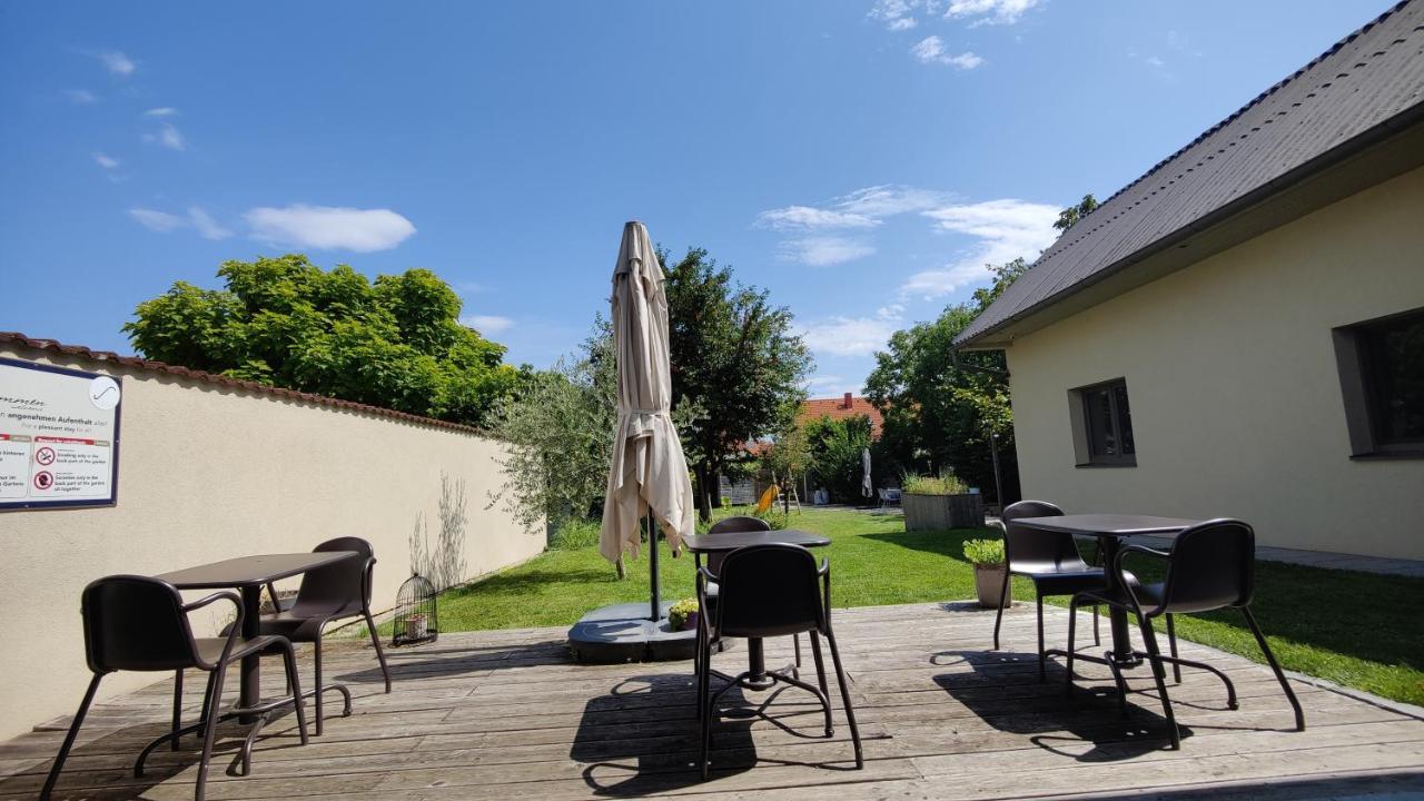 Sabines Apartments Ferienwohnungen Frauenkirchen Ngoại thất bức ảnh